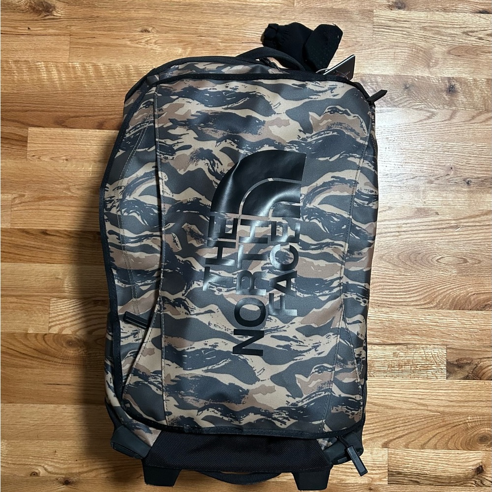 North Face Rolling Thunder ‘22